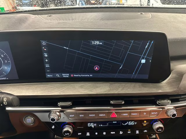 2024 Glacial White Pearl Kia Telluride SX-Prestige X-Line AWD SUV