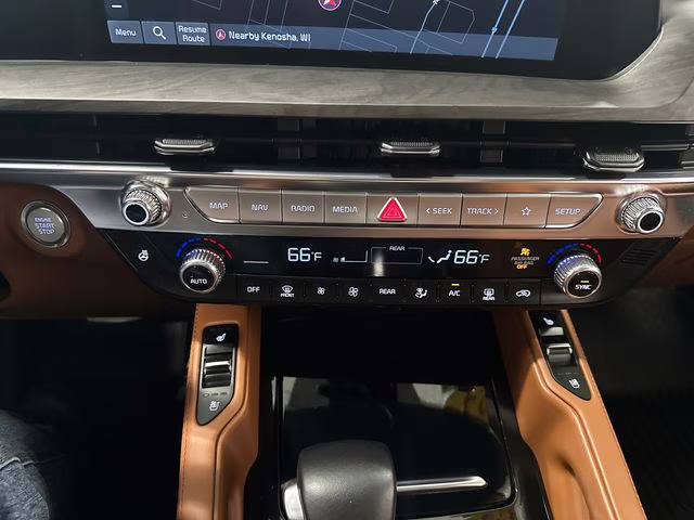 2024 Glacial White Pearl Kia Telluride SX-Prestige X-Line AWD SUV