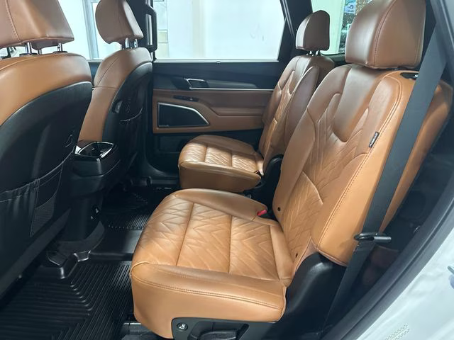 2024 Glacial White Pearl Kia Telluride SX-Prestige X-Line AWD SUV