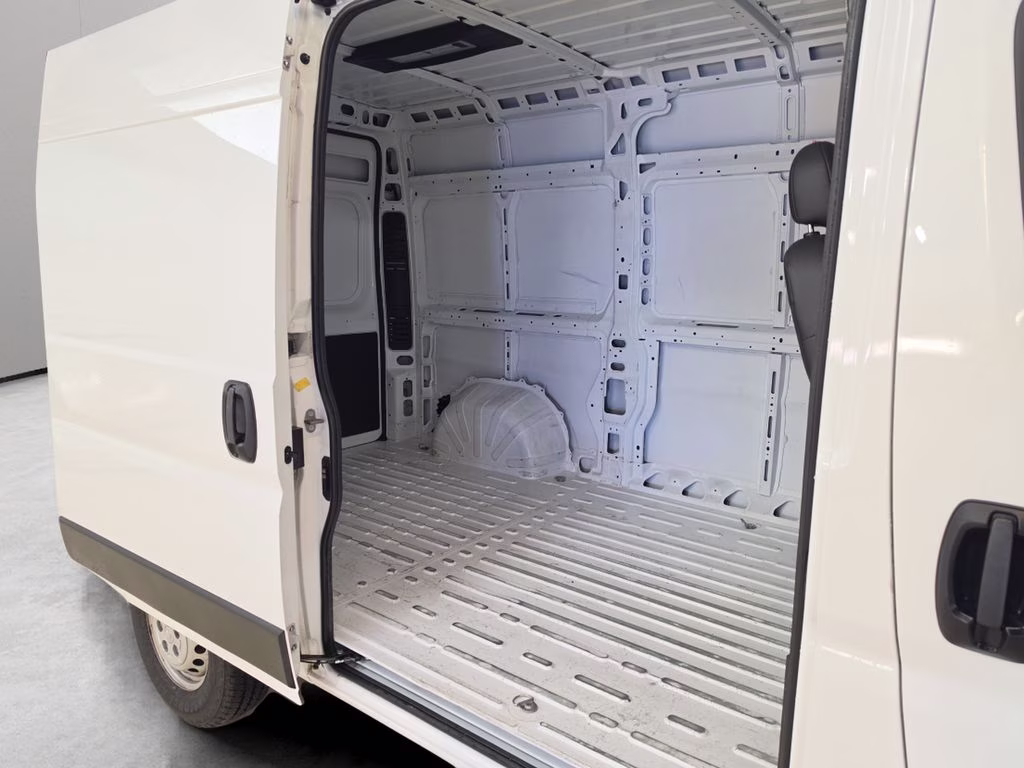 2025 Bright White Clearcoat Ram ProMaster 2500 High Roof FWD Van