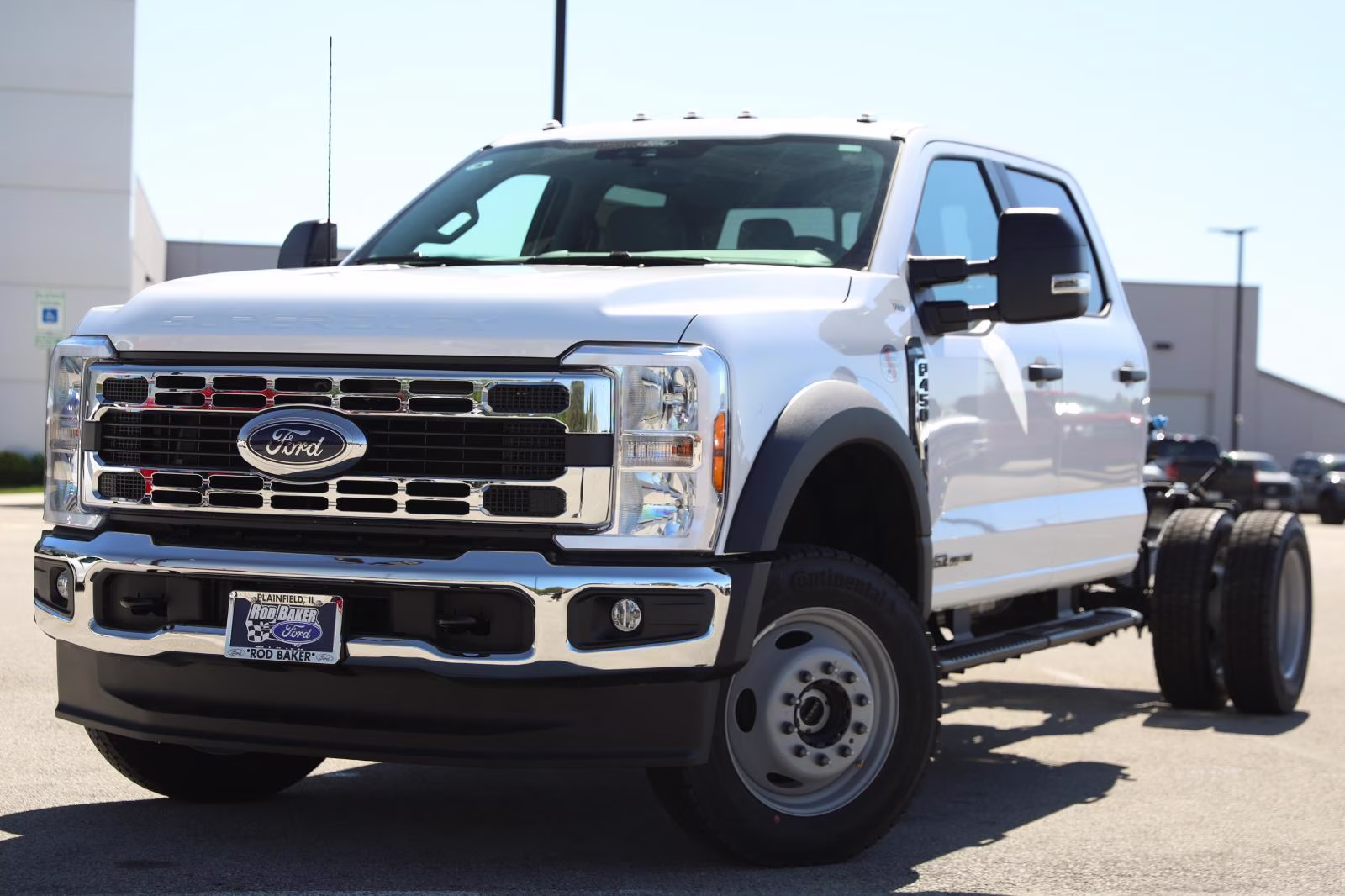 2026 Oxford White Ford Super Duty F-450 DRW XL 4X4 Truck