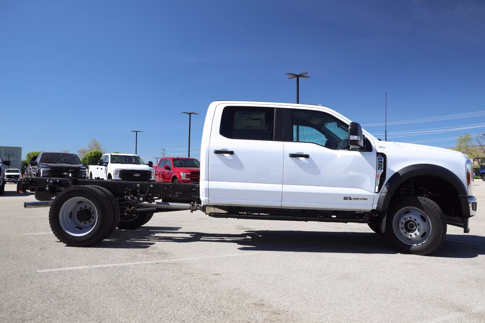 2026 Oxford White Ford Super Duty F-450 DRW XL 4X4 Truck