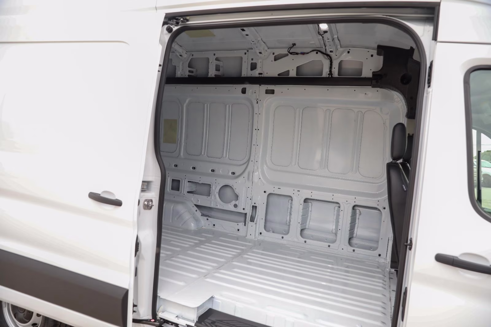 2026 Oxford White Ford Transit Cargo Van RWD Van