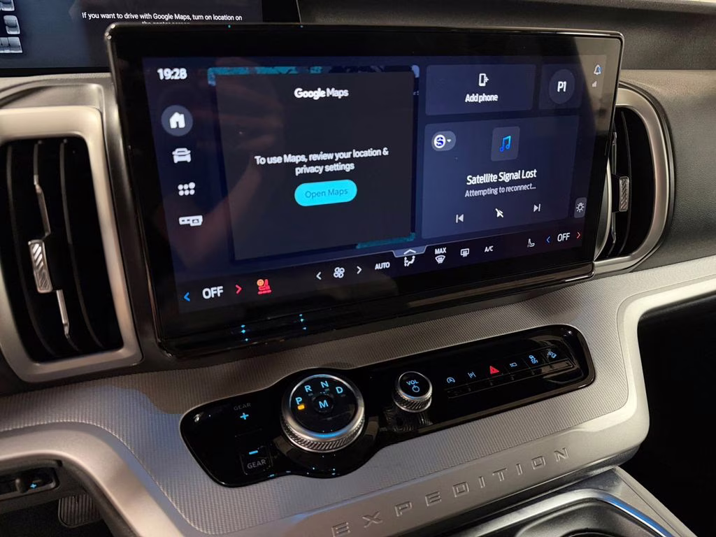 2025 Black Metallic Ford Expedition Active w/Bluecruise & Co-Pilot 360 4X4 SUV