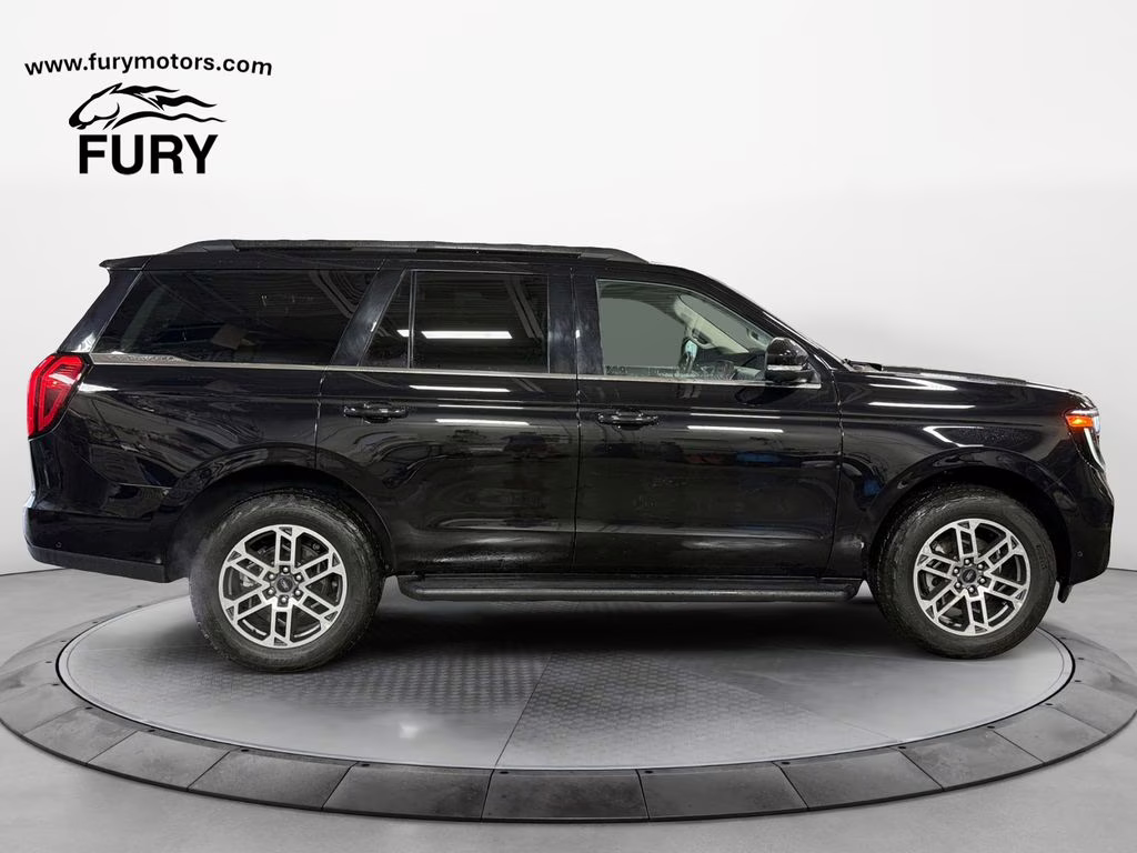 2025 Black Metallic Ford Expedition Active w/Bluecruise & Co-Pilot 360 4X4 SUV