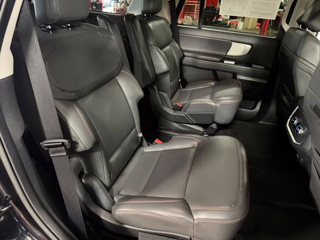 2025 Black Metallic Ford Expedition Active w/Bluecruise & Co-Pilot 360 4X4 SUV