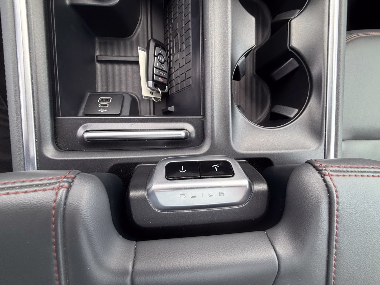 2025 Oxford White Ford Expedition Active 4X4 SUV