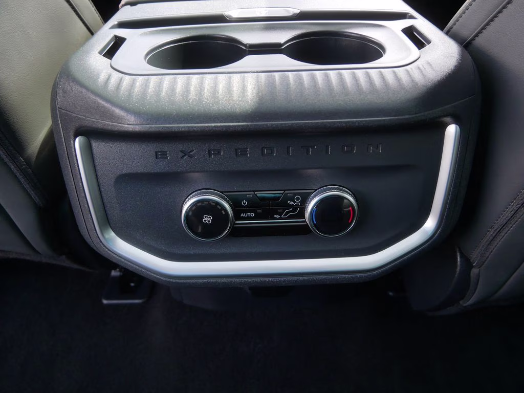 2025 Black Ford Expedition Active 4X4 SUV