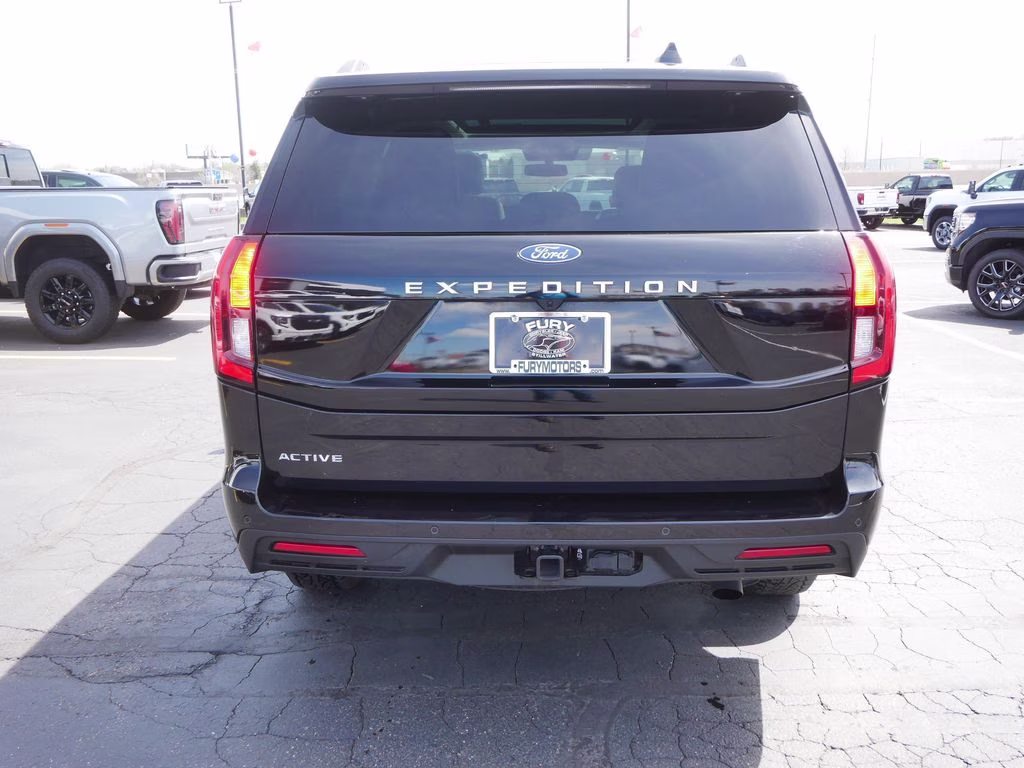 2025 Black Ford Expedition Active 4X4 SUV