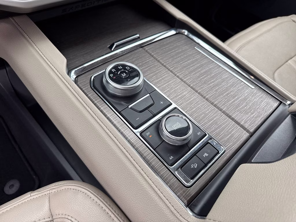 2024 Agate Black Metallic Ford Expedition Max Limited 4X4 SUV