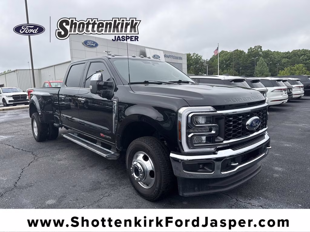 2024 Agate Black Metallic Ford Super Duty F-350 DRW Lariat 4X4 Truck