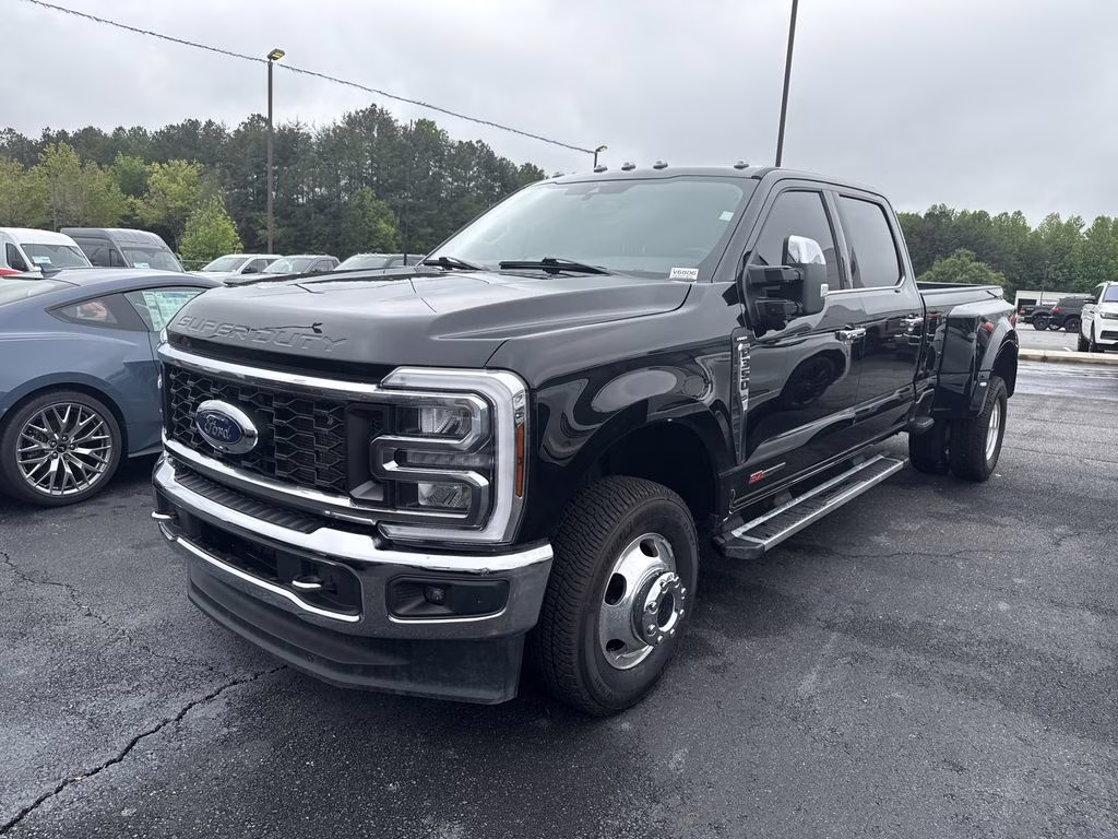 2024 Agate Black Metallic Ford Super Duty F-350 DRW Lariat 4X4 Truck