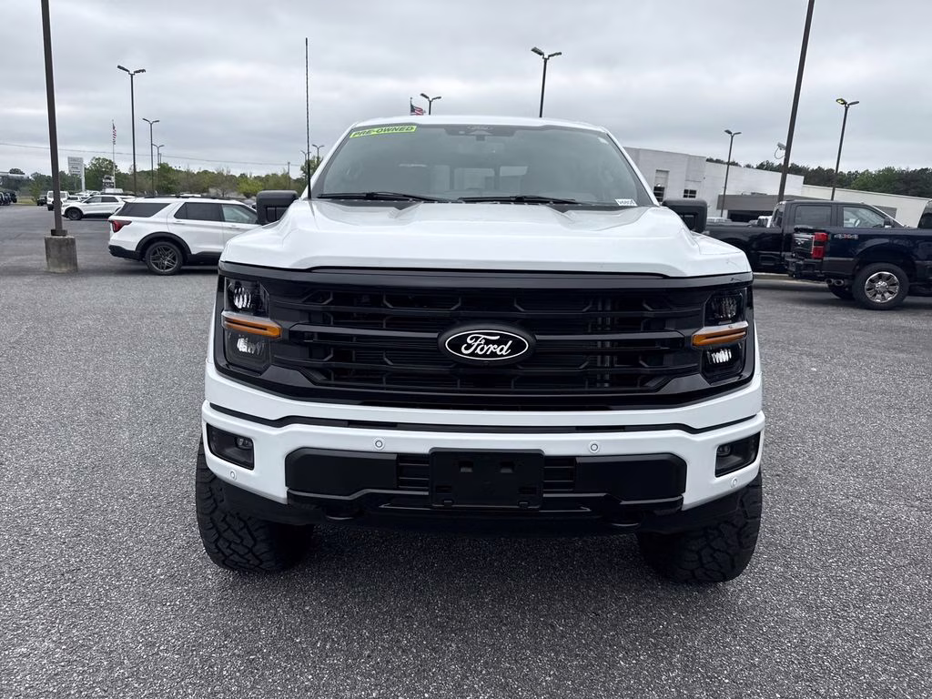 2026 Oxford White Ford F-150 XLT 4X4 Truck