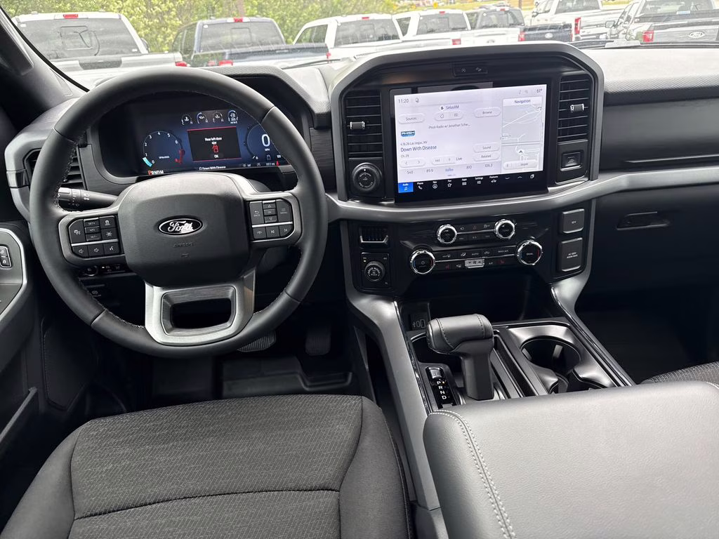 2026 Oxford White Ford F-150 XLT 4X4 Truck