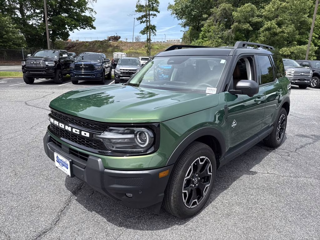 2025 Eruption Green Metallic Ford Bronco Sport Outer Banks 4X4 SUV