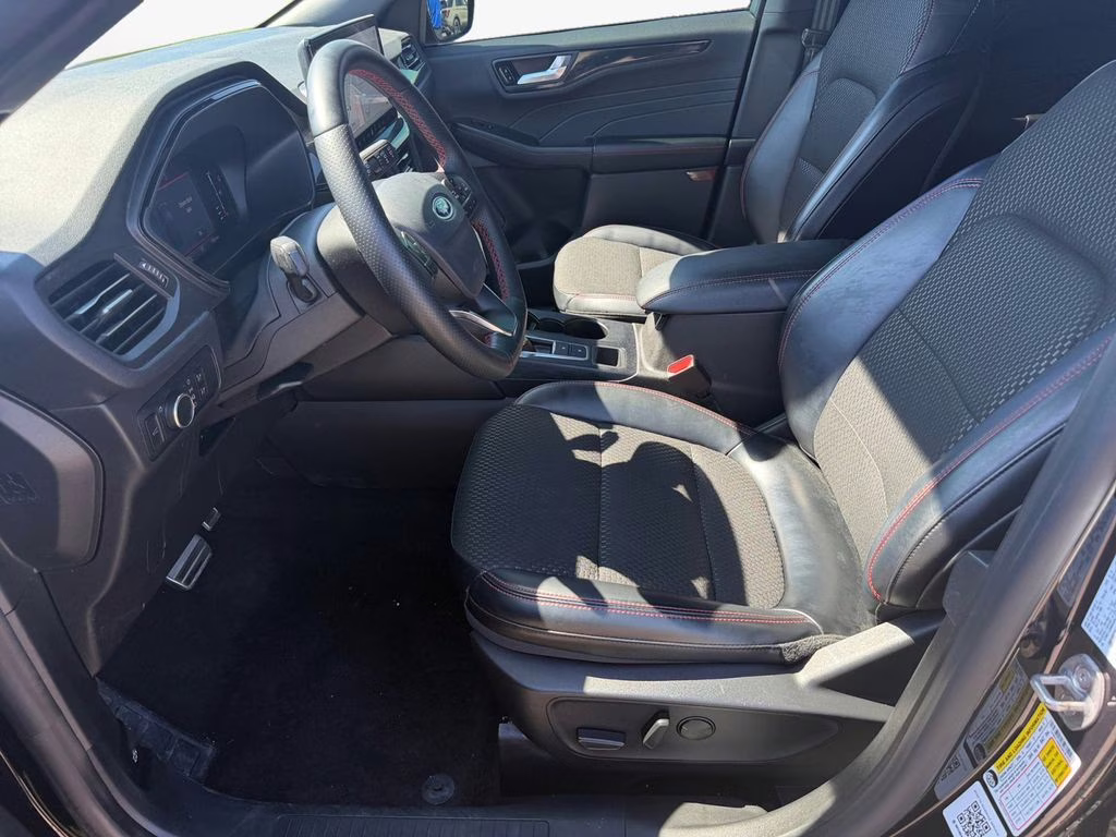 2024 Black Metallic Ford Escape ST-Line w/Panoramic Roof AWD SUV