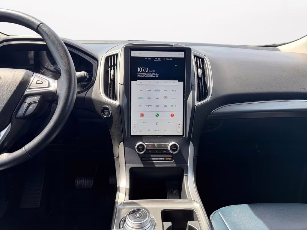 2023 Carbonized Gray Metallic Ford Edge SEL AWD SUV