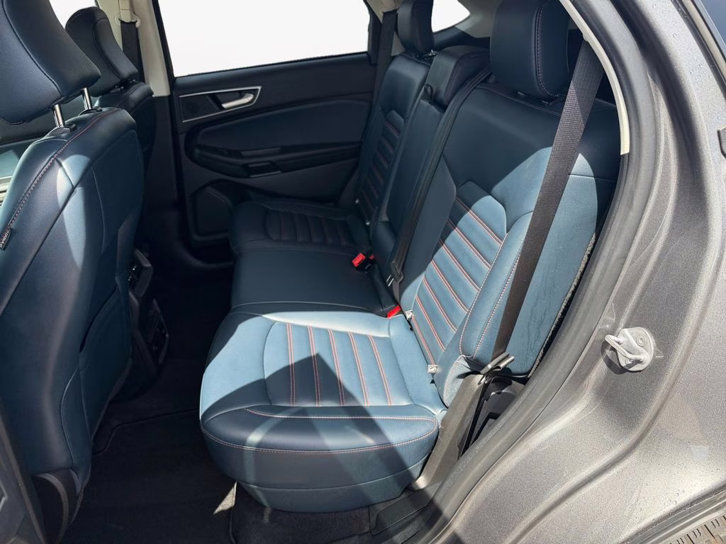 2023 Carbonized Gray Metallic Ford Edge SEL AWD SUV
