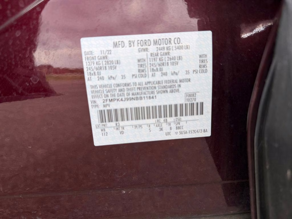 2022 Burgundy Velvet Metallic Tinted Clearcoat Ford Edge SEL w/Panoramic Vista Roof AWD SUV