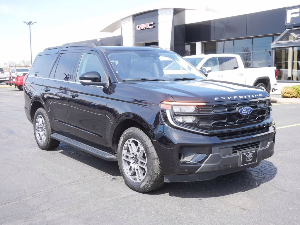 2025 Black Ford Expedition Active 4X4 SUV