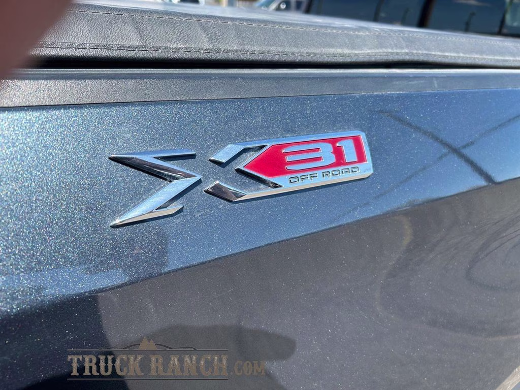 2020 Dark Sky Metallic GMC Sierra 1500 SLT 4X4 Truck
