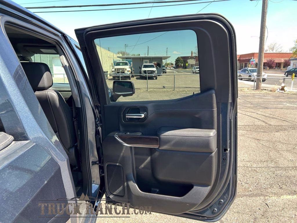2020 Dark Sky Metallic GMC Sierra 1500 SLT 4X4 Truck
