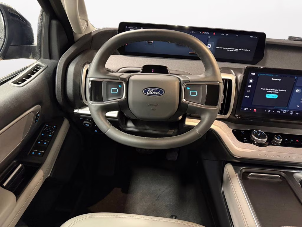 2025 Black Metallic Ford Expedition Active w/Bluecruise & Co-Pilot 360 4X4 SUV