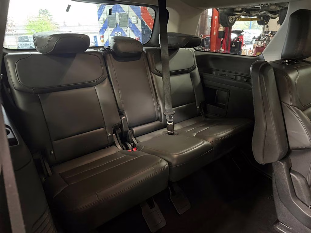 2025 Black Metallic Ford Expedition Active w/Bluecruise & Co-Pilot 360 4X4 SUV