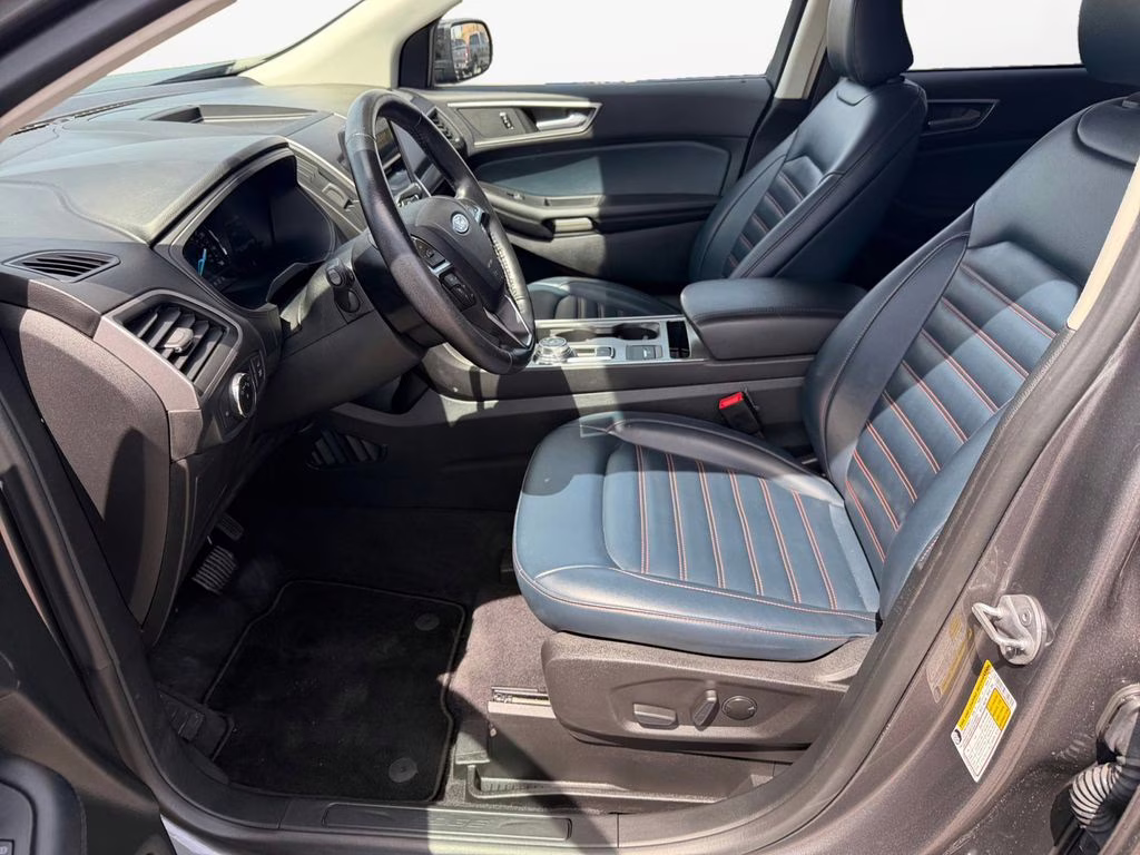 2023 Carbonized Gray Metallic Ford Edge SEL AWD SUV