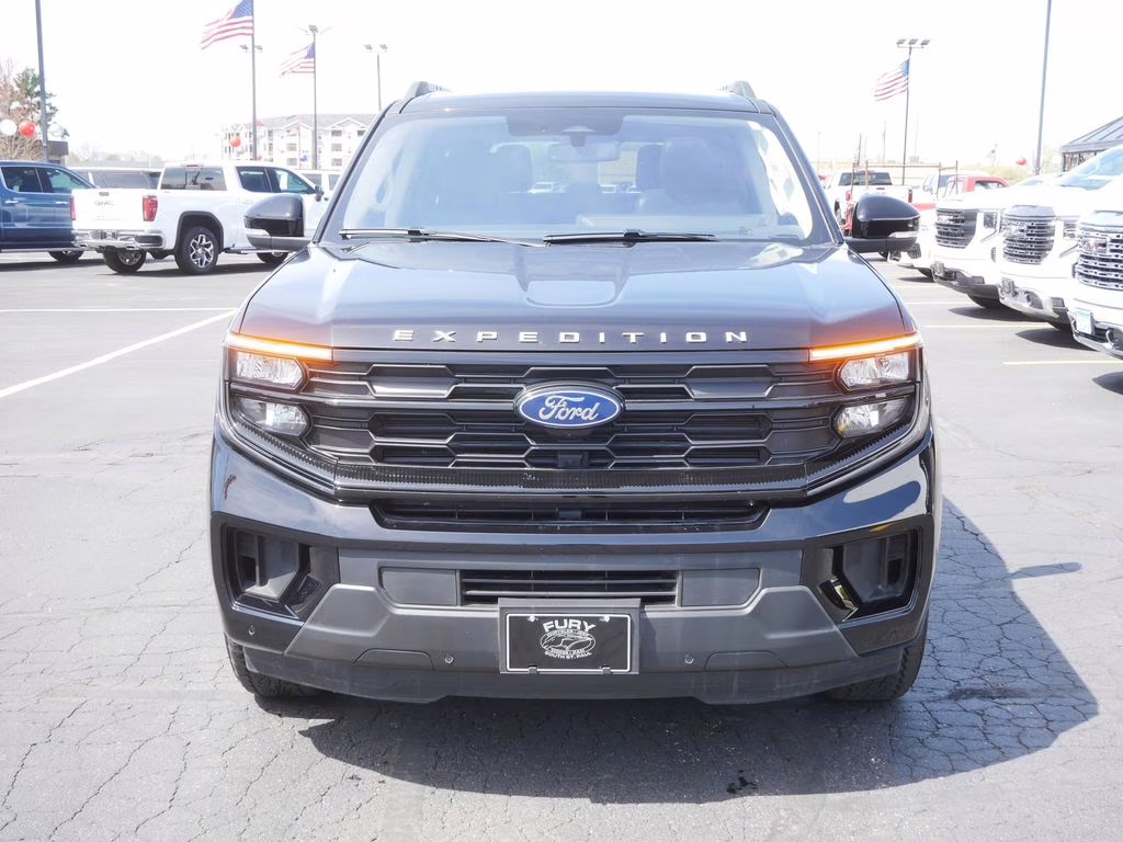 2025 Black Ford Expedition Active 4X4 SUV