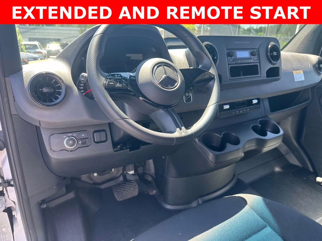 2025 Arctic White Mercedes-Benz Sprinter 3500 Cargo 170 WB RWD Van