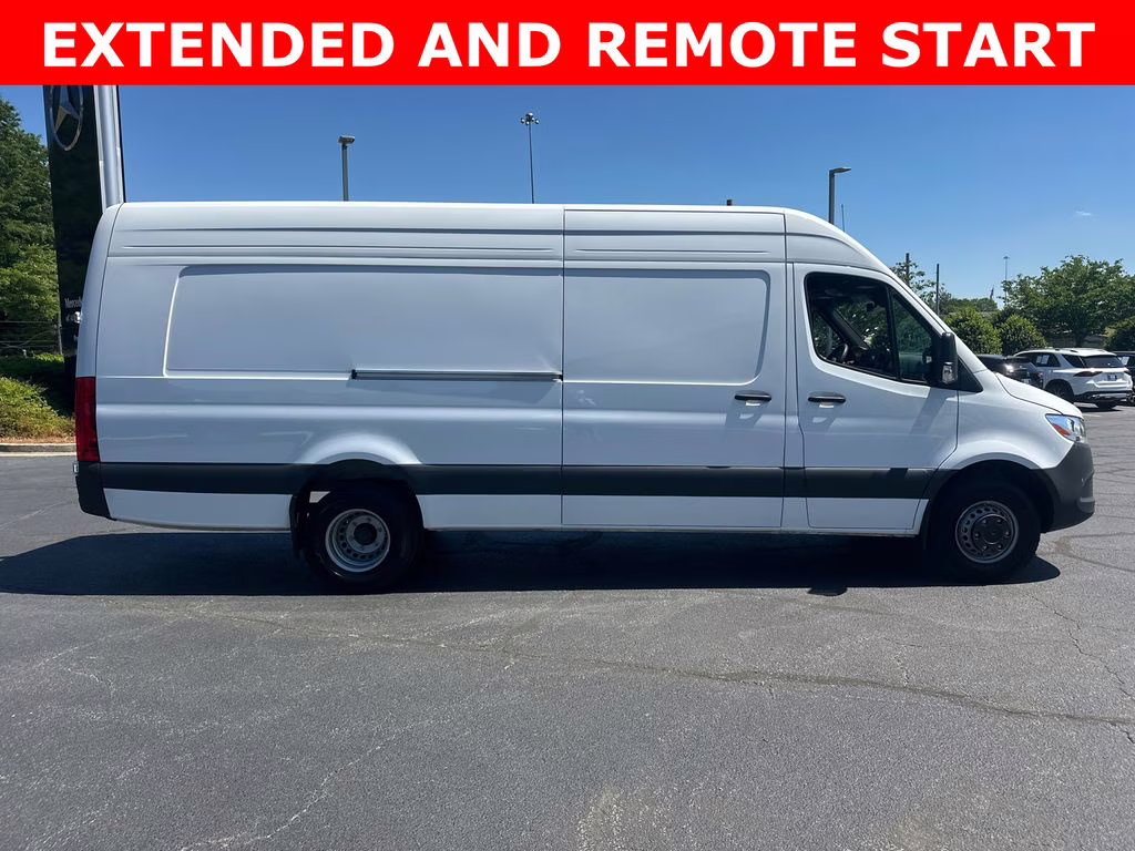 2025 Arctic White Mercedes-Benz Sprinter 3500 Cargo 170 WB RWD Van
