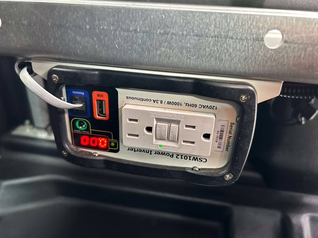2021 Summit White Chevrolet Colorado LT 4X4 Truck