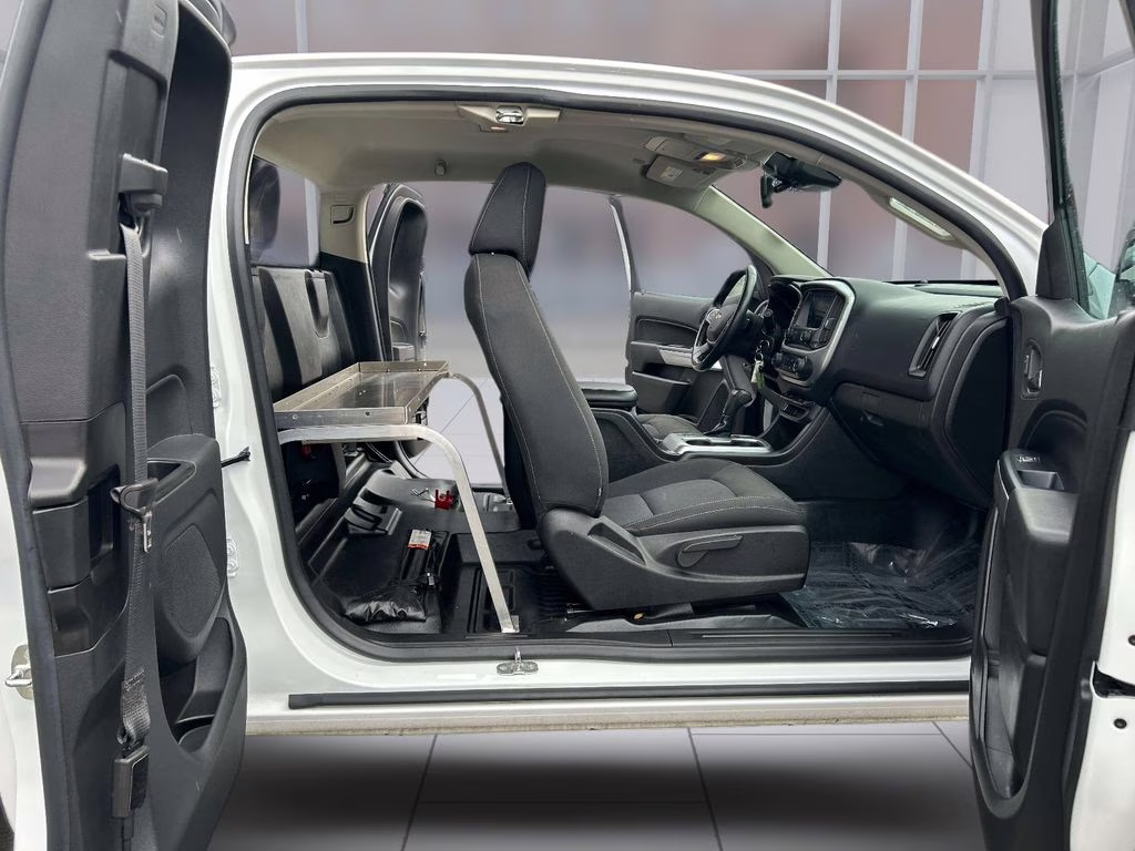 2021 Summit White Chevrolet Colorado LT 4X4 Truck