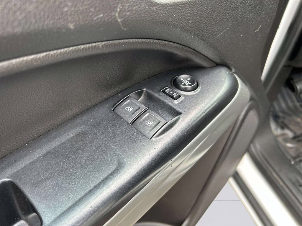 2021 Summit White Chevrolet Colorado LT 4X4 Truck