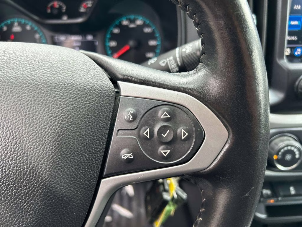 2021 Summit White Chevrolet Colorado LT 4X4 Truck