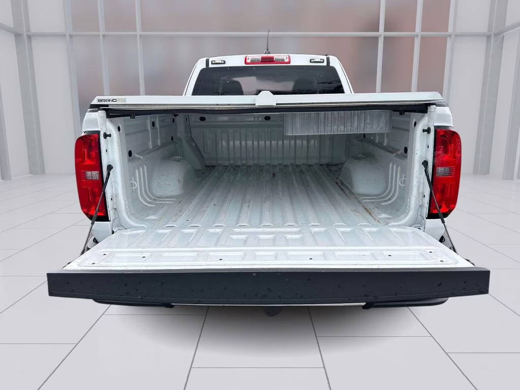 2021 Summit White Chevrolet Colorado LT 4X4 Truck