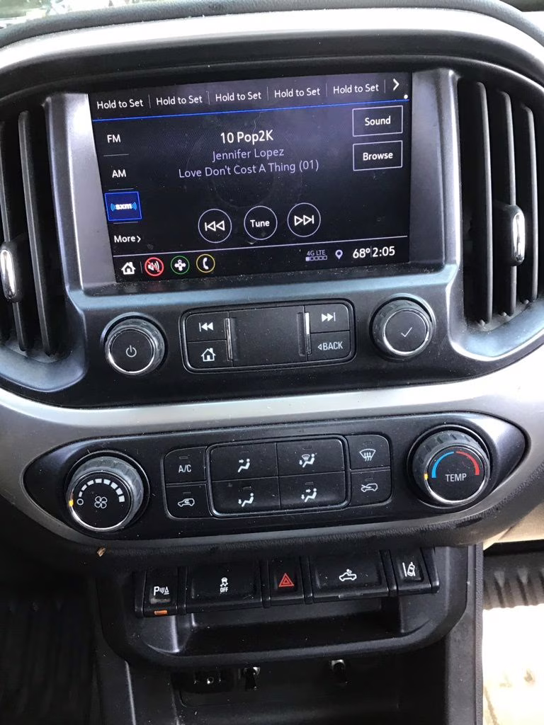 2021 Summit White Chevrolet Colorado LT 4X4 Truck