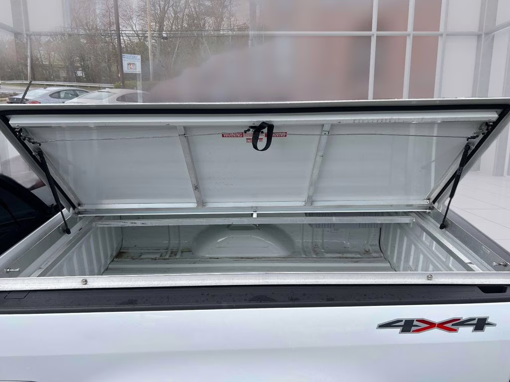 2021 Summit White Chevrolet Colorado LT 4X4 Truck