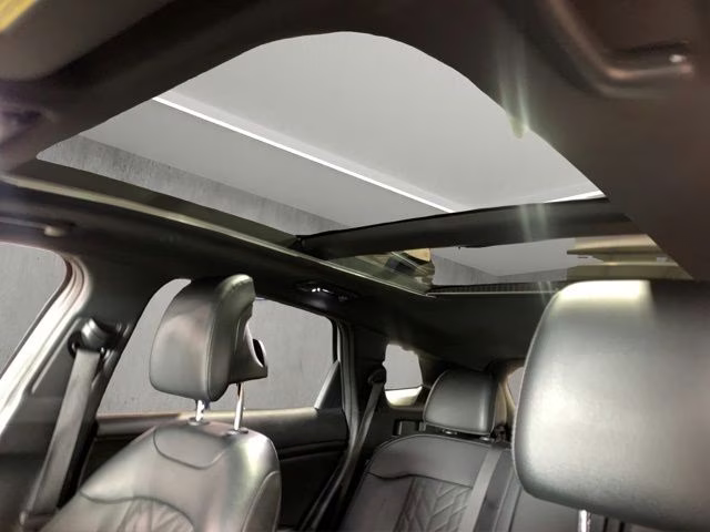 2024 Wolf Gray/Ebony Black Roof Kia Sportage X-Pro Prestige AWD SUV