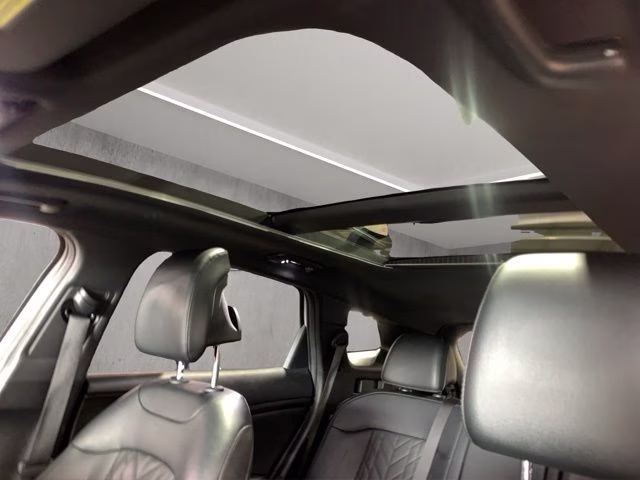 2024 Wolf Gray/Ebony Black Roof Kia Sportage X-Pro Prestige AWD SUV