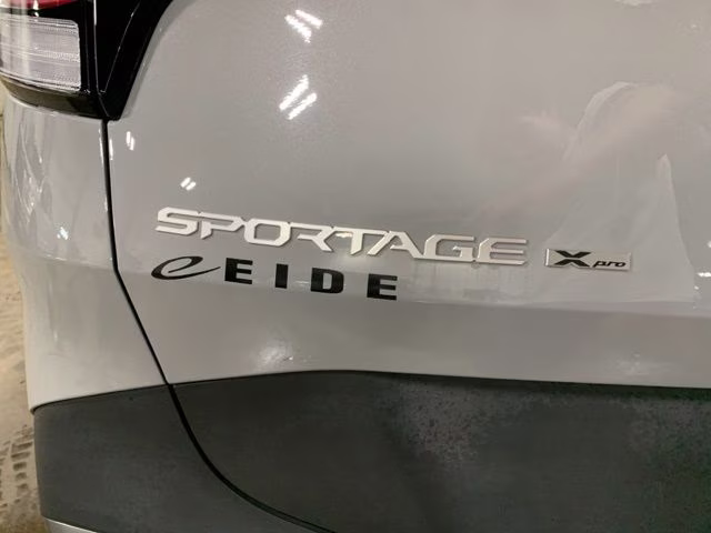 2024 Wolf Gray/Ebony Black Roof Kia Sportage X-Pro Prestige AWD SUV