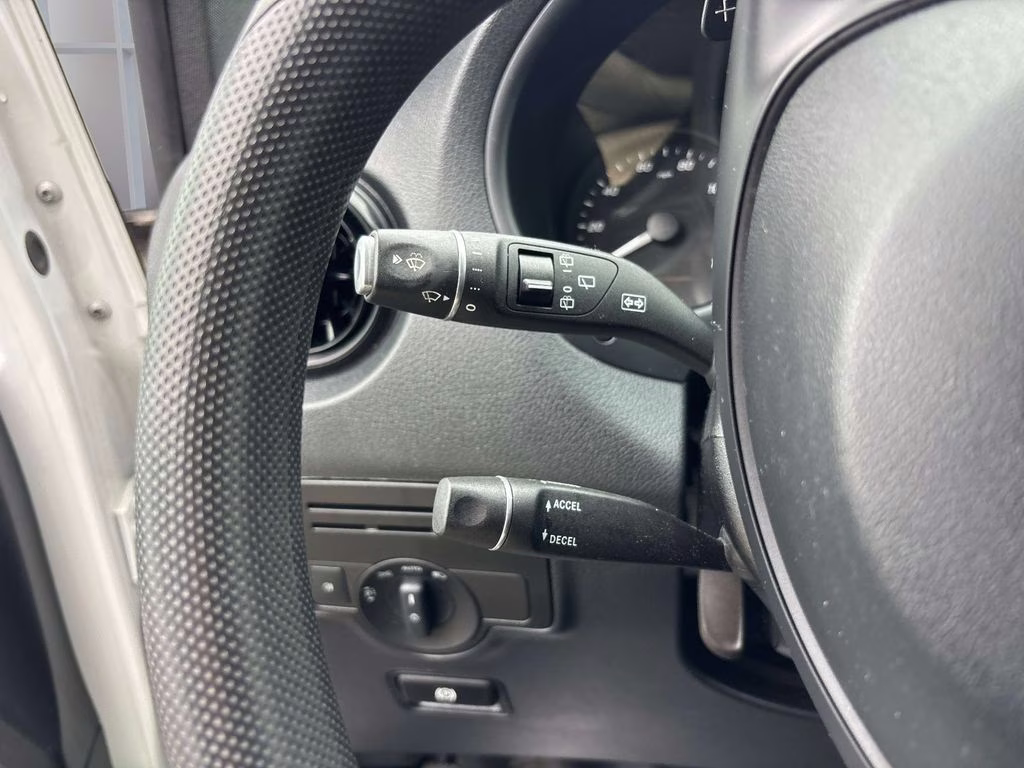 2022 White Mercedes-Benz Metris Cargo RWD Van