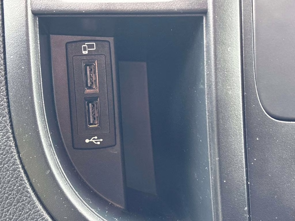 2022 White Mercedes-Benz Metris Cargo RWD Van