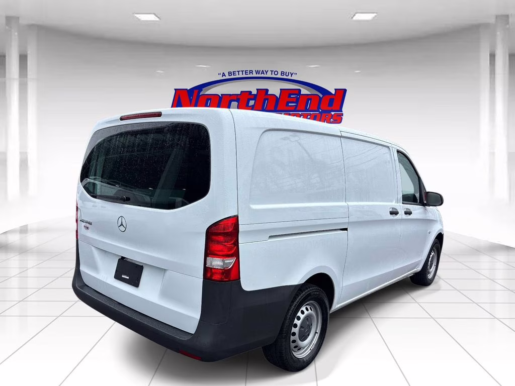 2022 White Mercedes-Benz Metris Cargo RWD Van