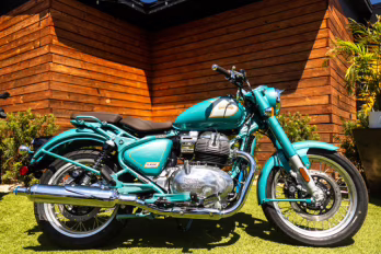 2026 TEAL Royal Enfield CLASSIC 650