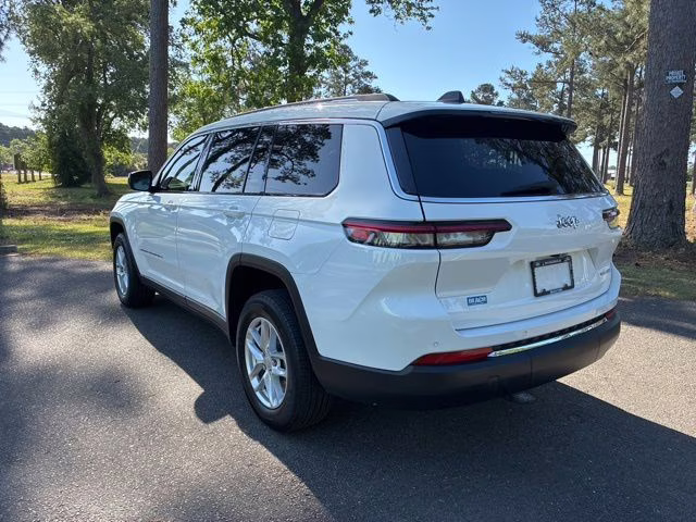 2023 Bright White Clearcoat Jeep Grand Cherokee L Laredo RWD SUV
