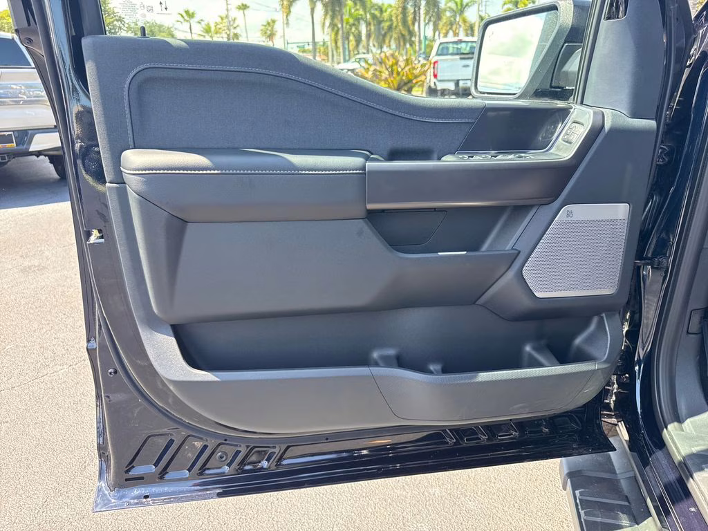 2026 Antimatter Blue Metallic Ford F-150 Lariat 4X4 Truck