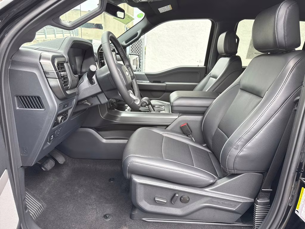 2026 Agate Black Metallic Ford F-150 Lariat 4X4 Truck