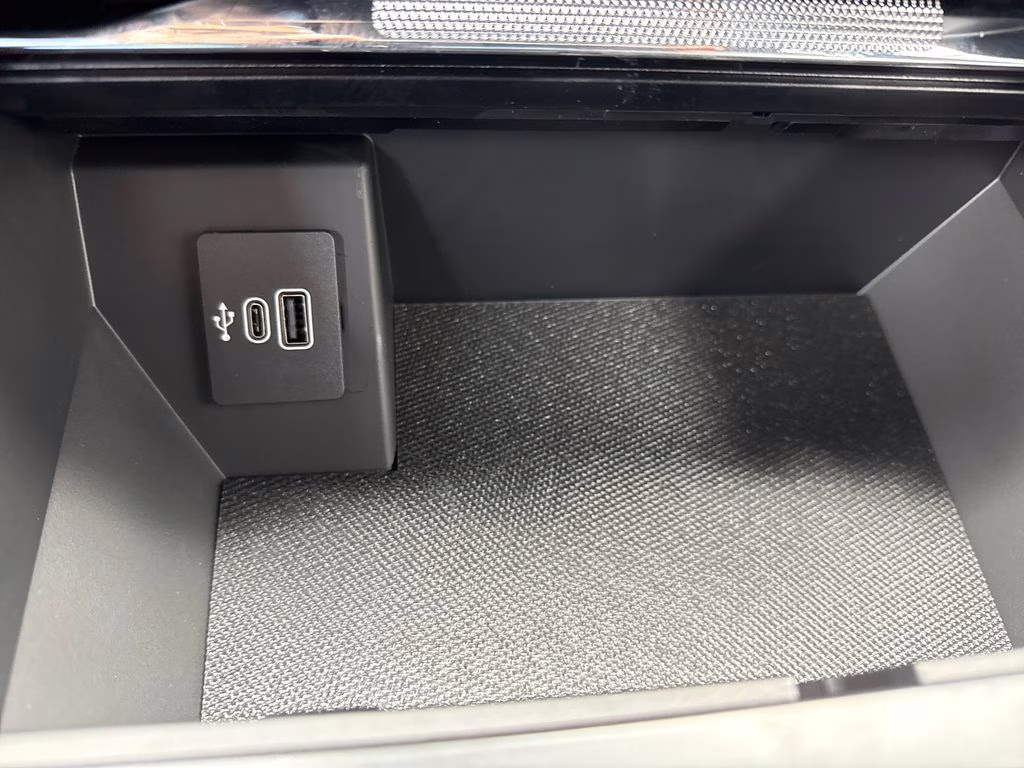 2026 Agate Black Metallic Ford F-150 Lariat 4X4 Truck
